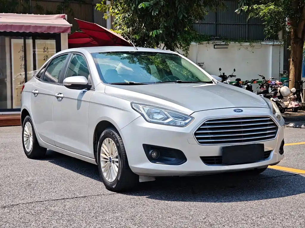 Ford Escort — миниатюра 3
