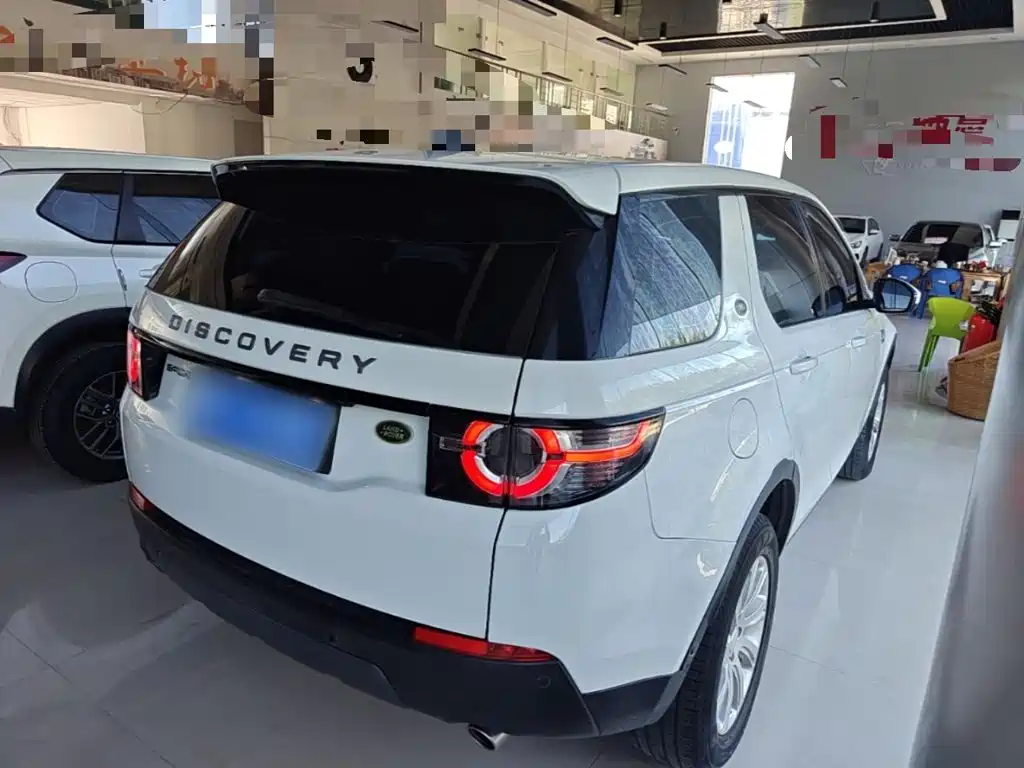 Land Rover Discovery Sport — миниатюра 7
