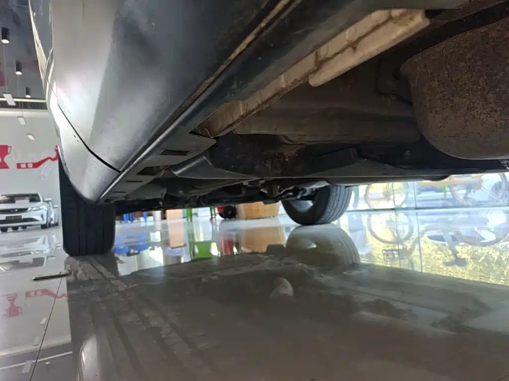 Land Rover Discovery Sport — миниатюра 22