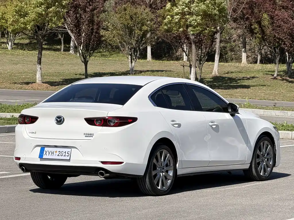 Mazda 3 Axela — миниатюра 21