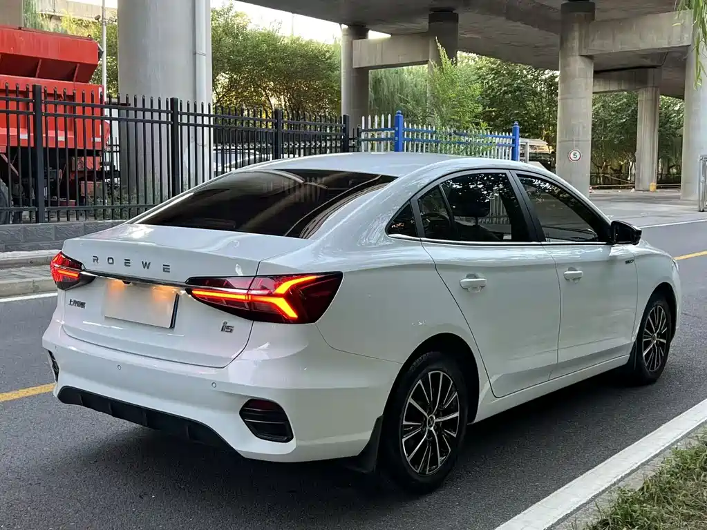 Roewe i5 — миниатюра 4