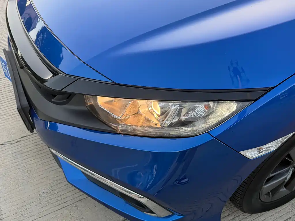 Honda Civic — миниатюра 9