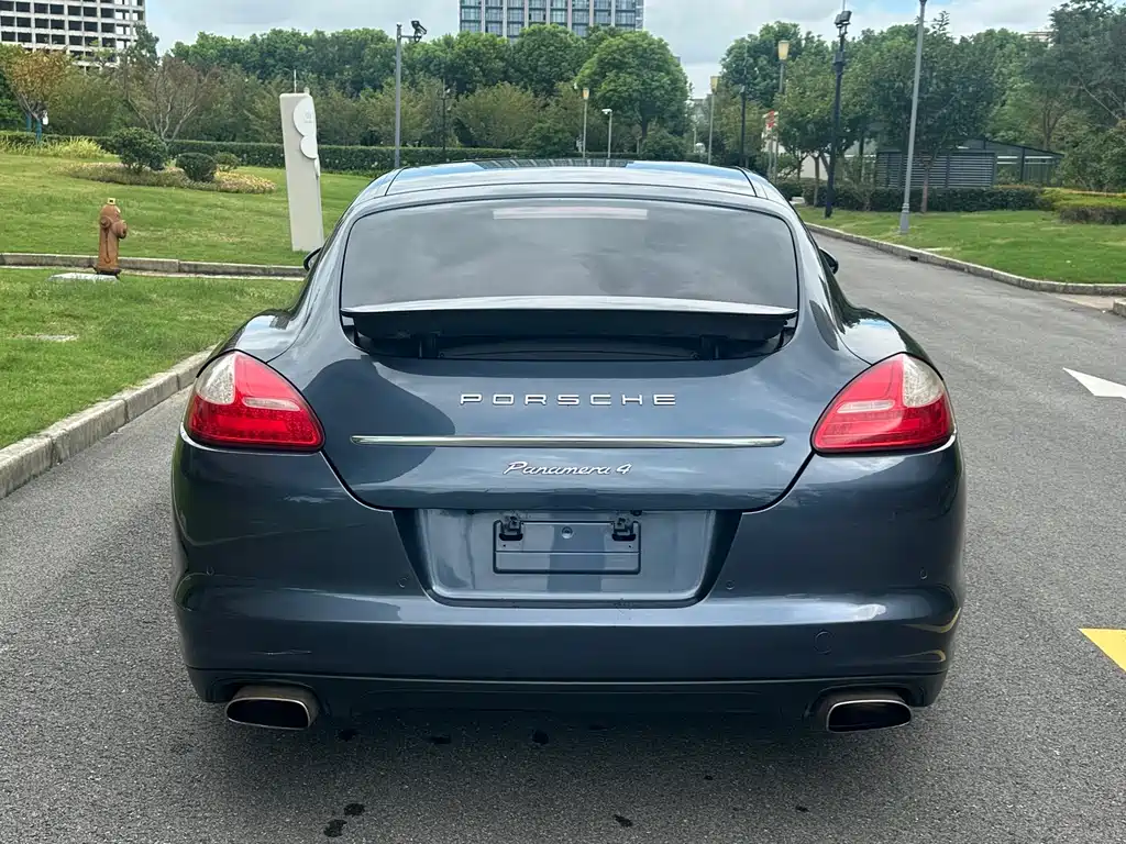 Porsche Panamera — миниатюра 5