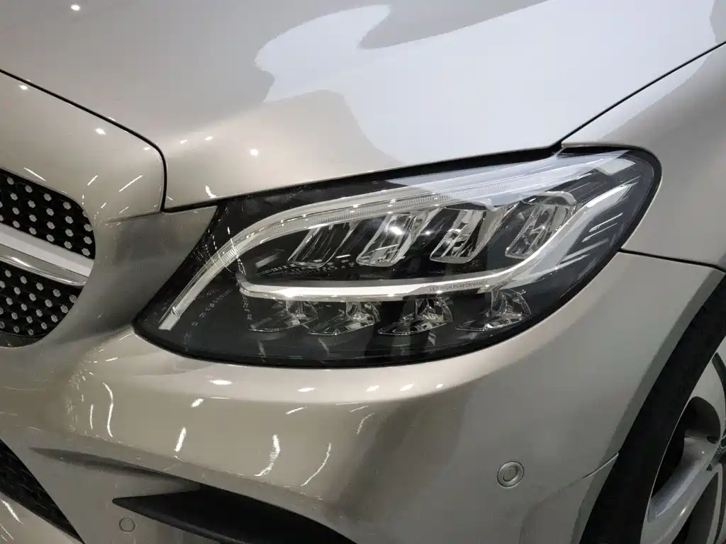 Mercedes-Benz C-Class — миниатюра 18