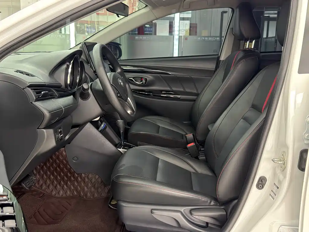 TOYOTA YARIS L ZHIXUAN