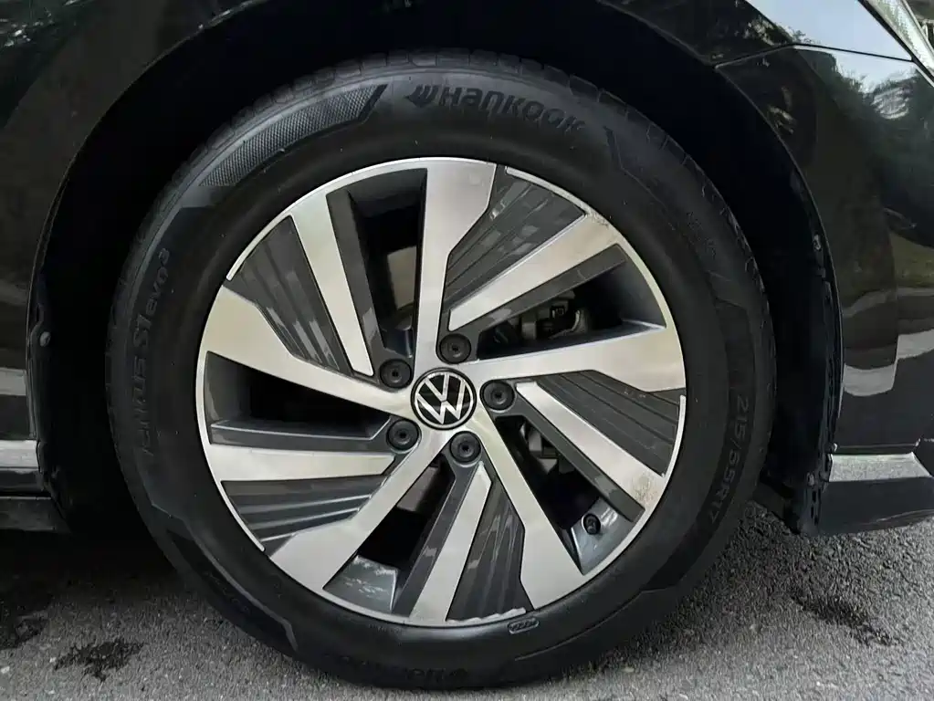 Volkswagen Magotan PHEV — миниатюра 15