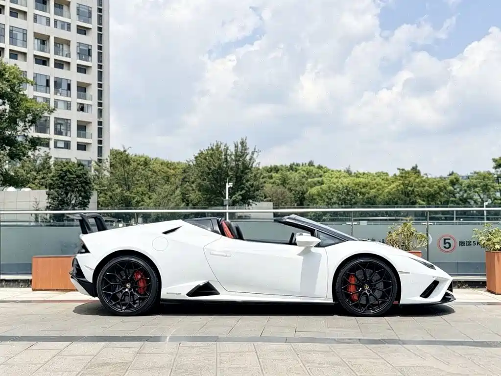 Lamborghini Huracán — миниатюра 10