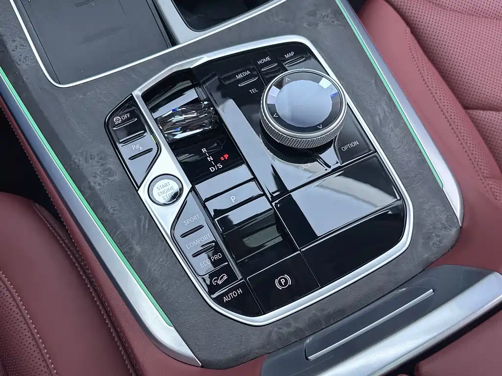 BMW X5 — миниатюра 11