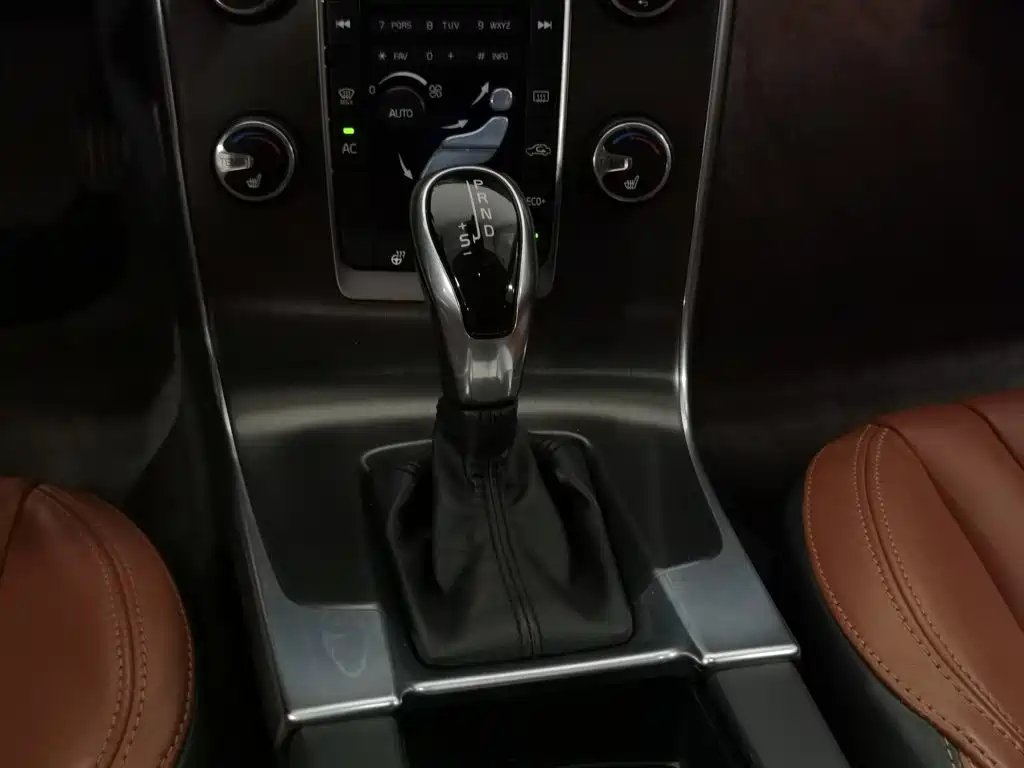 Volvo V60 — миниатюра 13