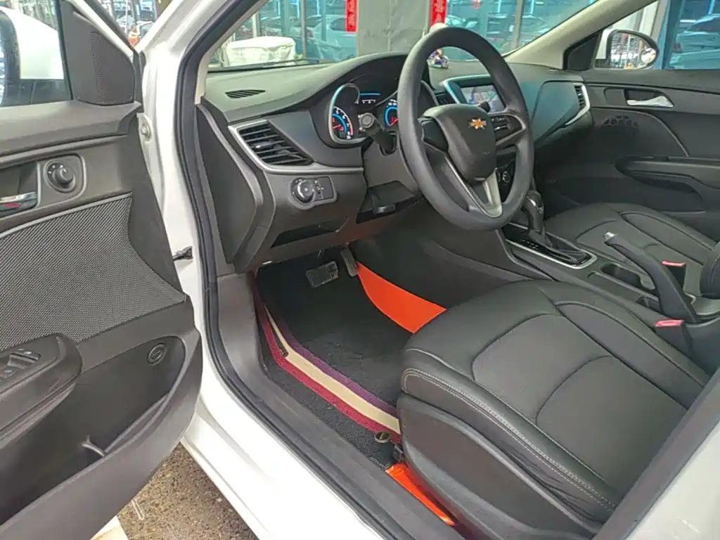 Chevrolet Cavalier — миниатюра 16