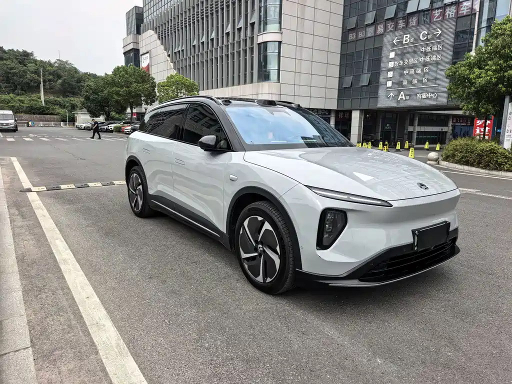 NIO ES6 — миниатюра 7