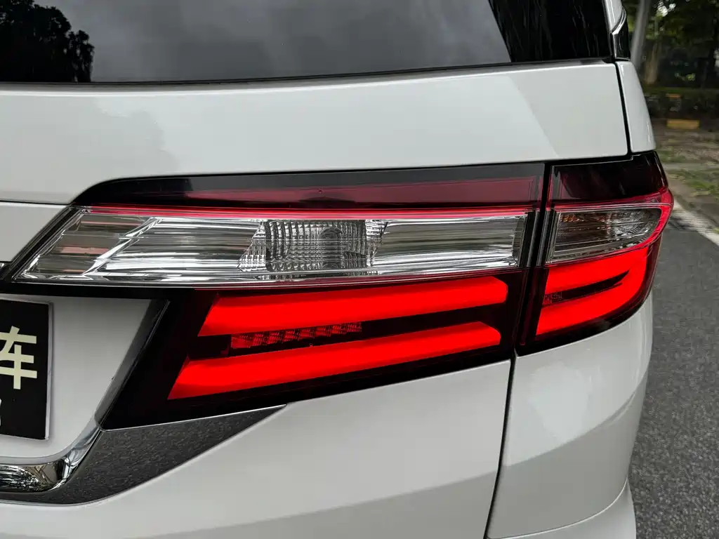 Honda Odyssey — миниатюра 9