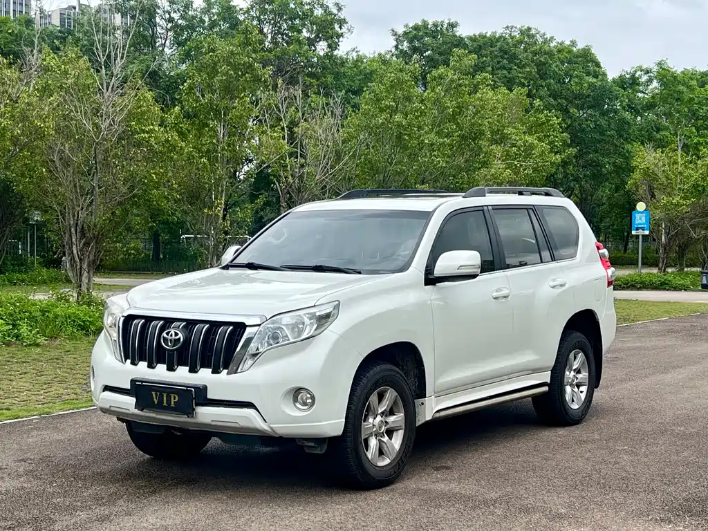 Toyota Prado 2015