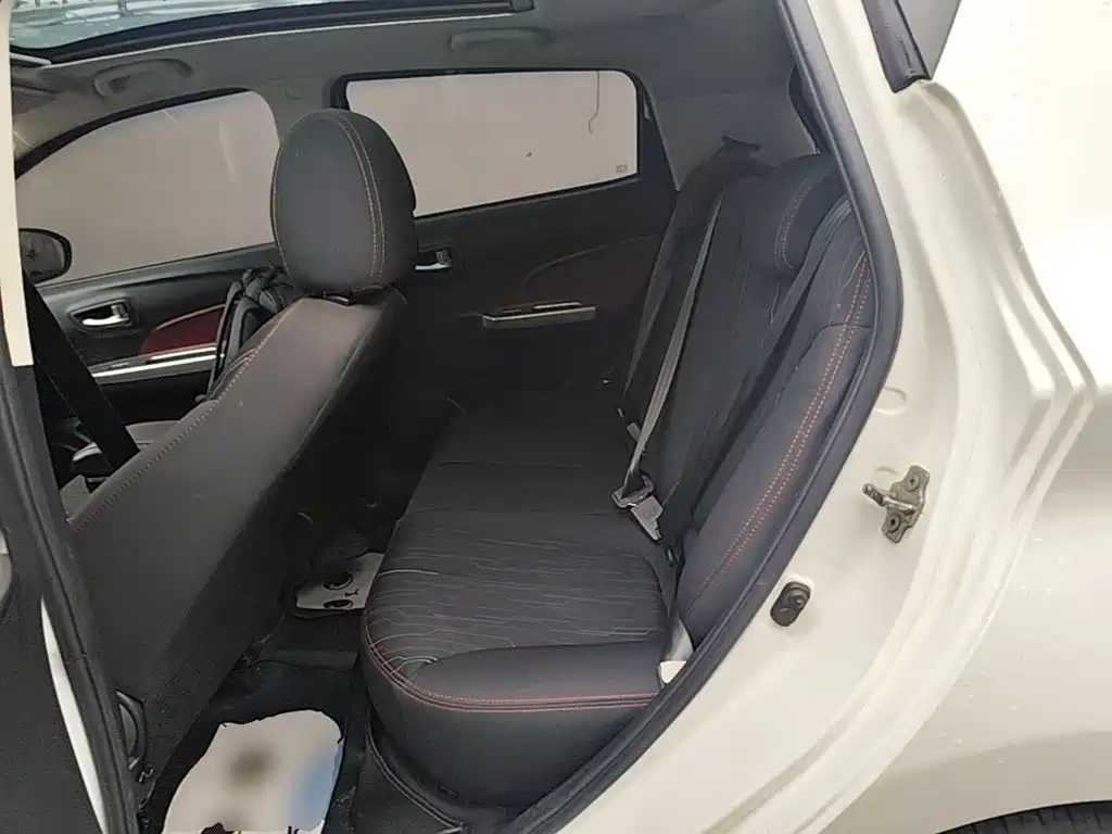 Changan BenBen — миниатюра 17