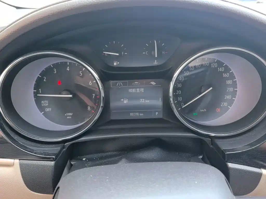 Buick Verano — миниатюра 12