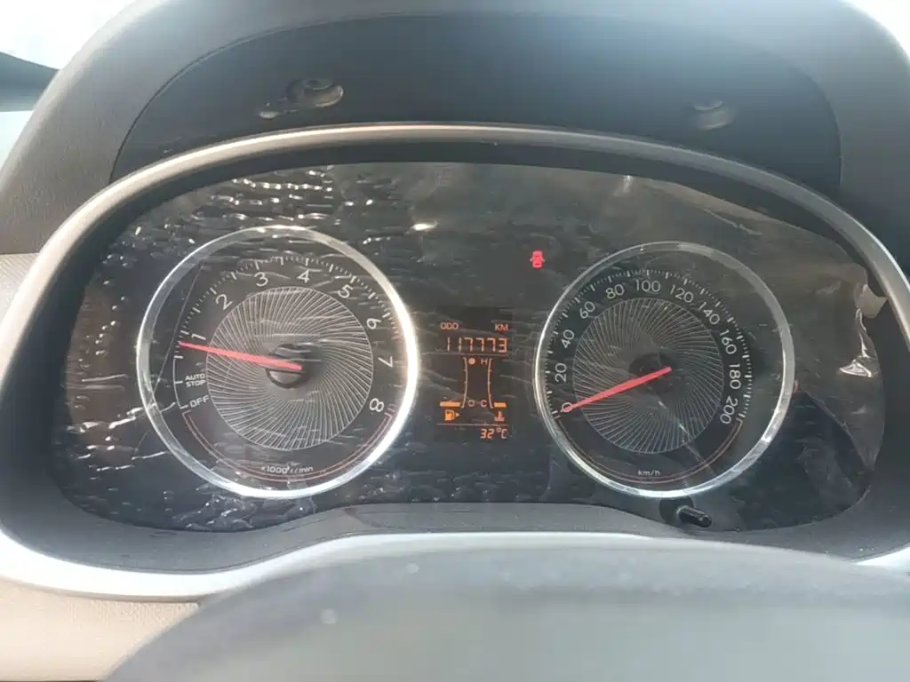 Chevrolet Sail — миниатюра 16
