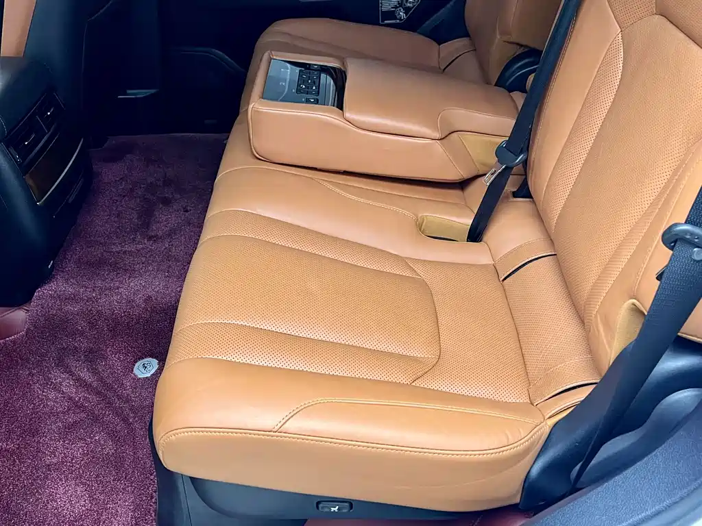 Lexus LX — миниатюра 32
