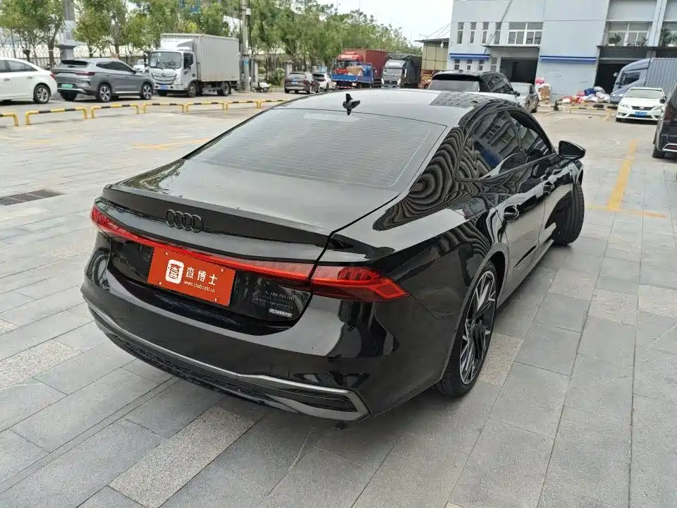 Audi A7L — миниатюра 4