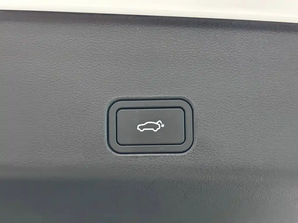 Geely Xingyue L — миниатюра 21