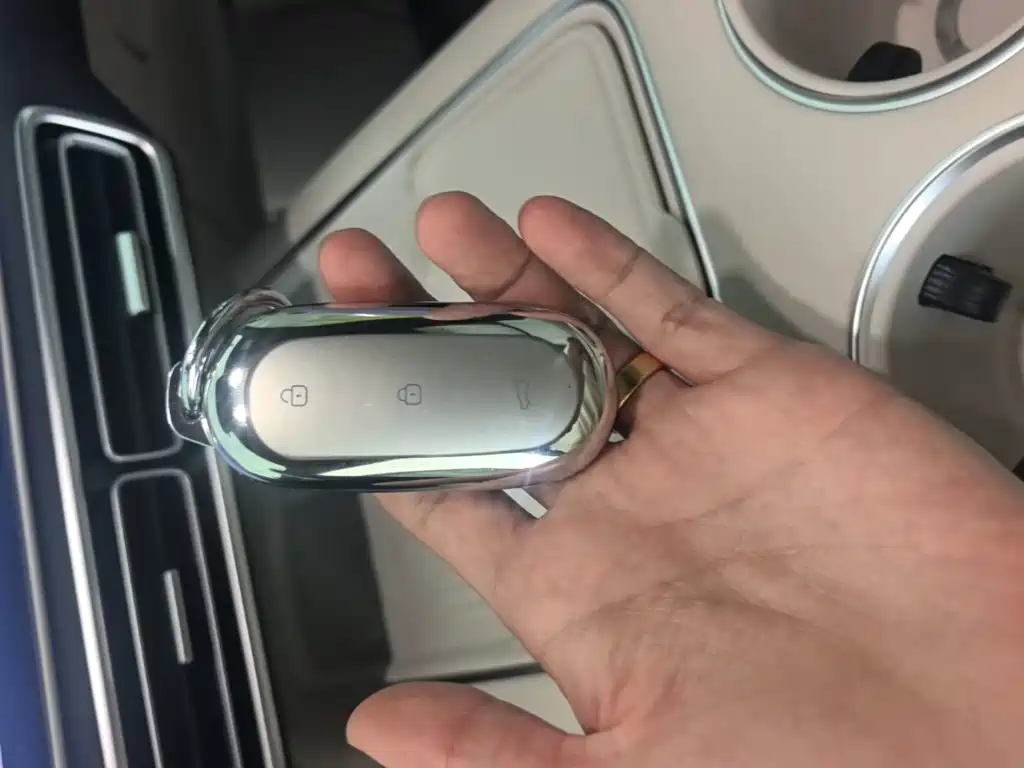 Li Auto Li L6 — миниатюра 9