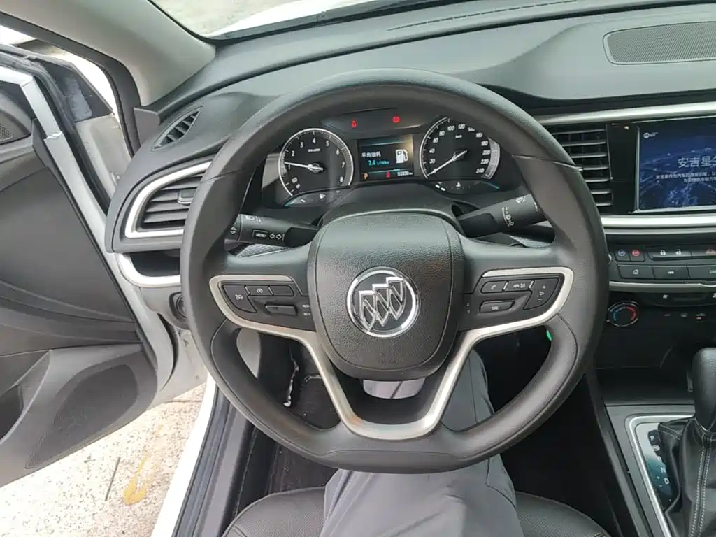Buick Excelle — миниатюра 11