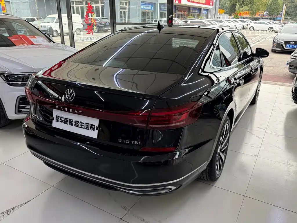 Volkswagen Passat — миниатюра 12