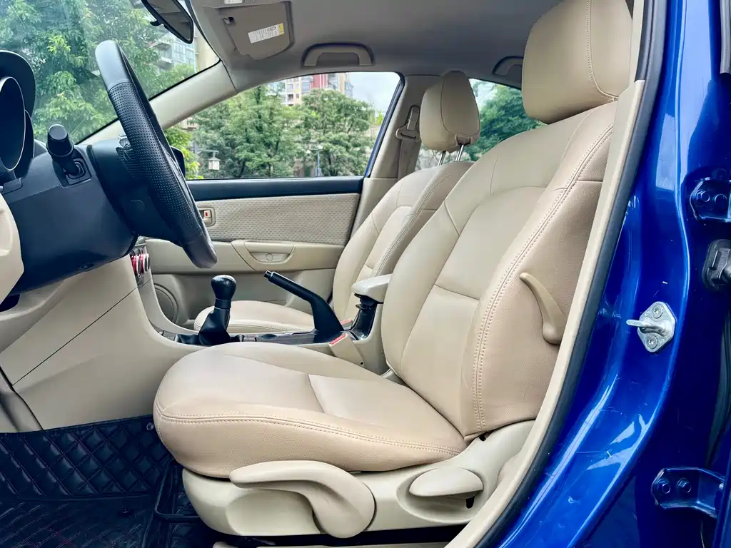 Mazda Mazda3 2010 1.6L MT Fashion