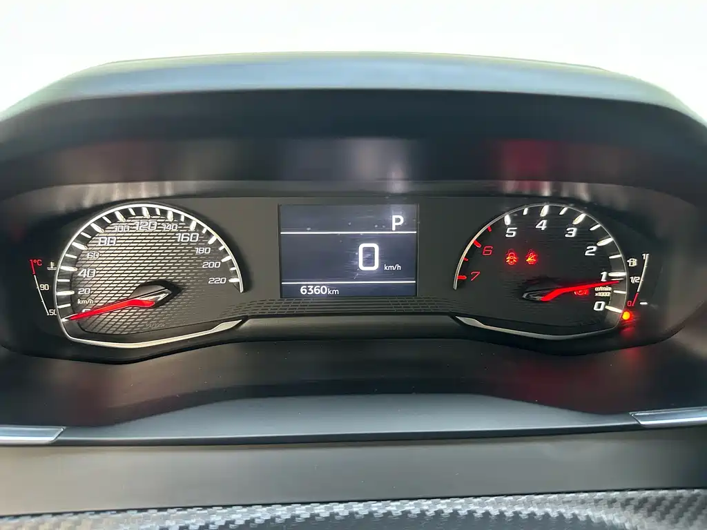 Peugeot 2008 — миниатюра 36
