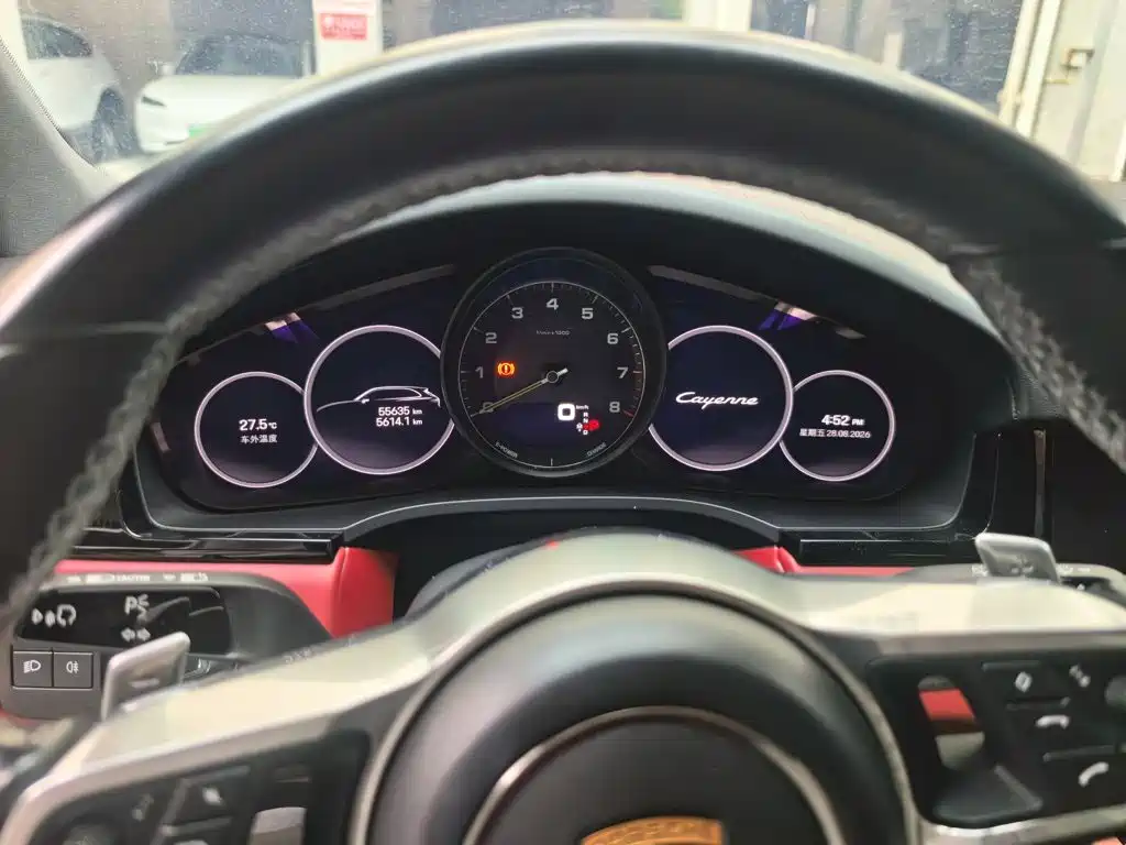 Porsche Cayenne Hybrid — миниатюра 12