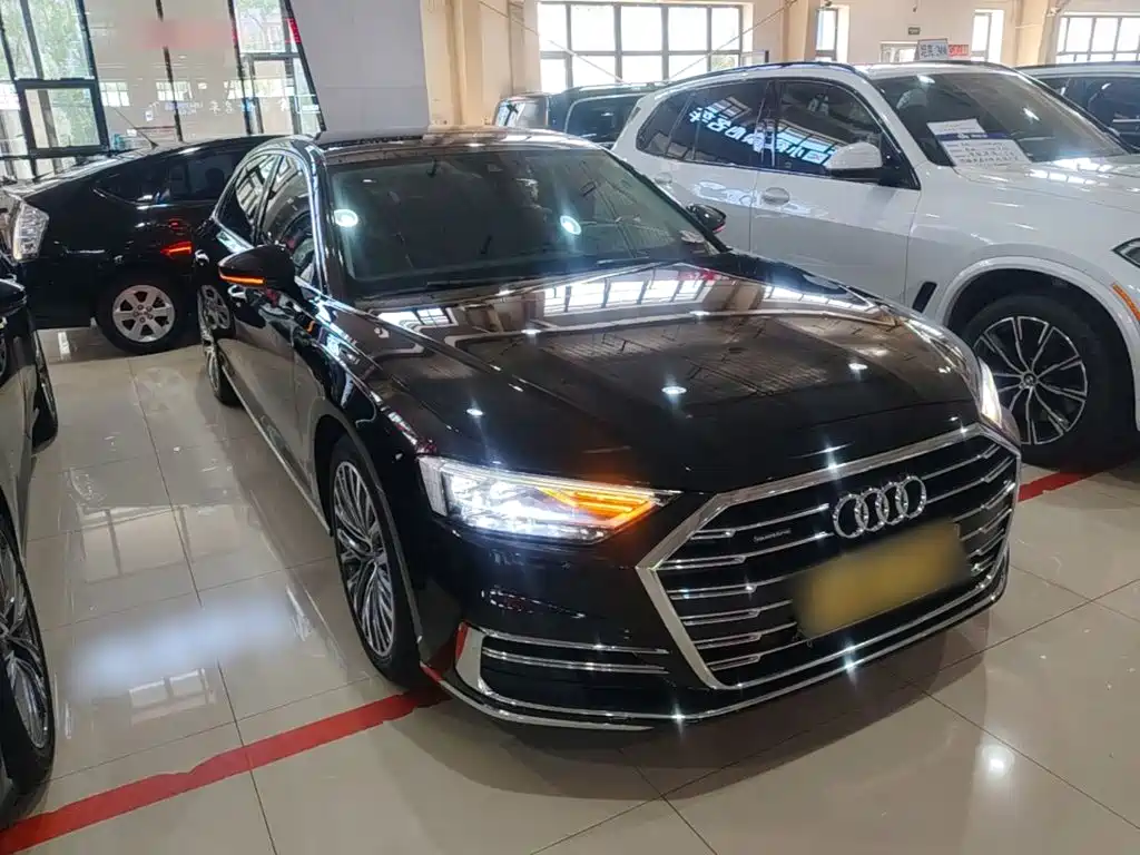 Audi A8 — миниатюра 4