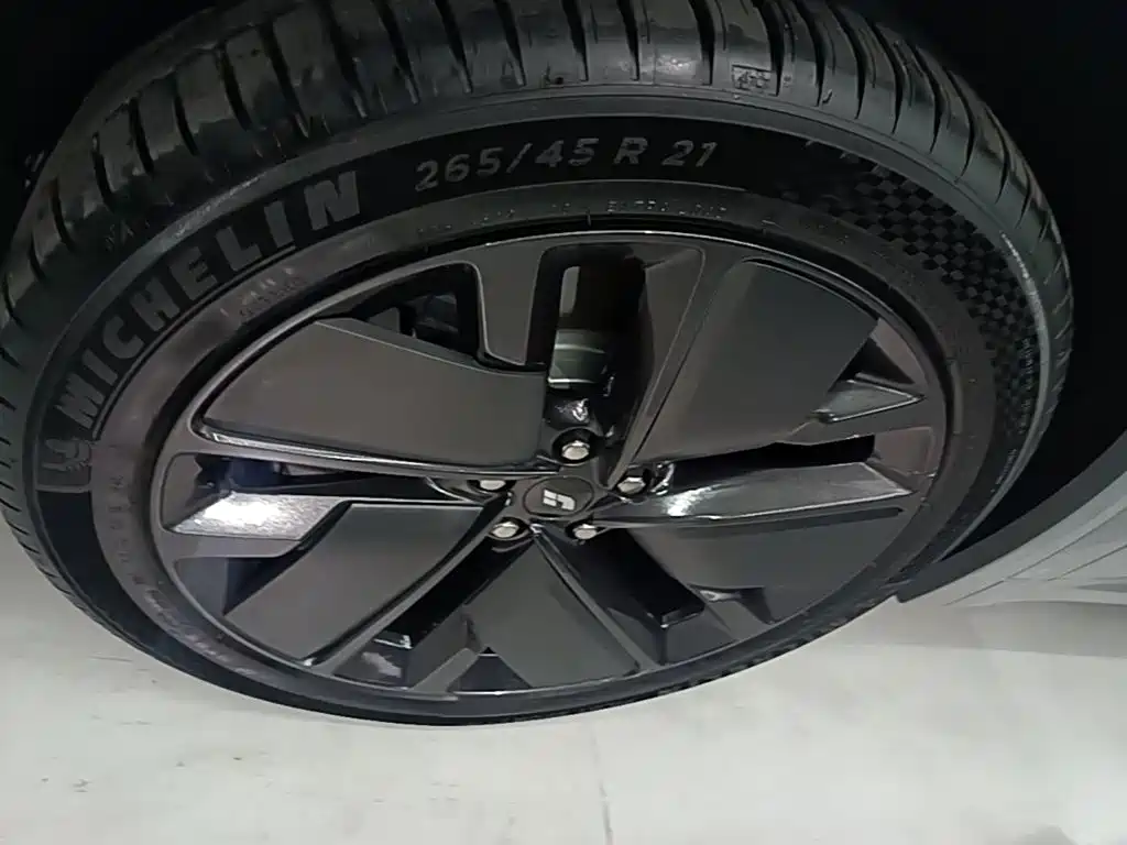 Li Auto Li L7 — миниатюра 23