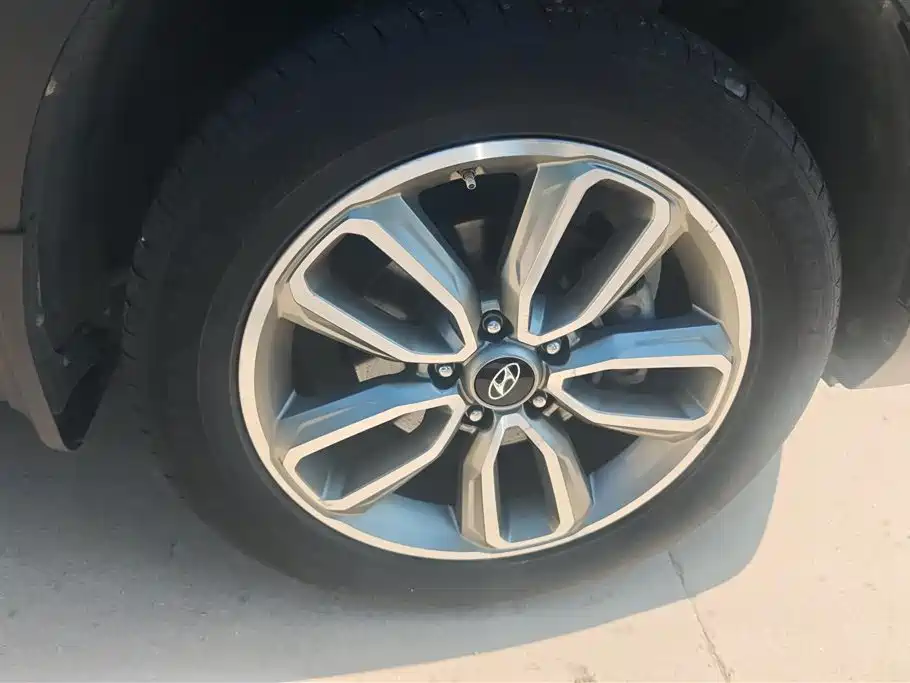 Hyundai BAIC Hyundai ix35 ix35 2019 2.0L AT Enjoy V