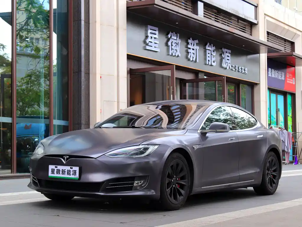 Tesla Model S 2016