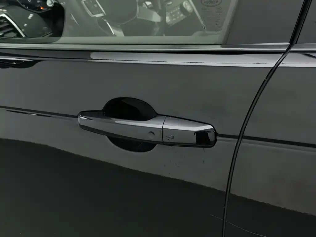 Land Rover Discovery — миниатюра 18