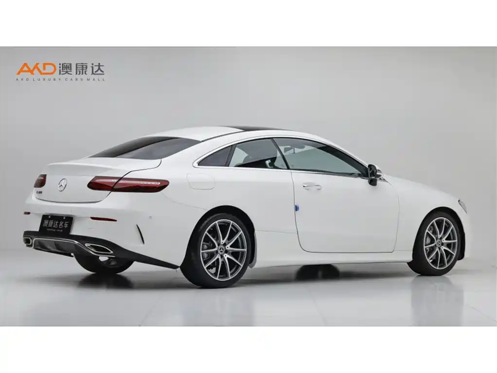 Mercedes-Benz E-Class (Import) — миниатюра 3
