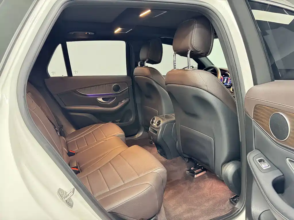 Mercedes-Benz GLC — миниатюра 16