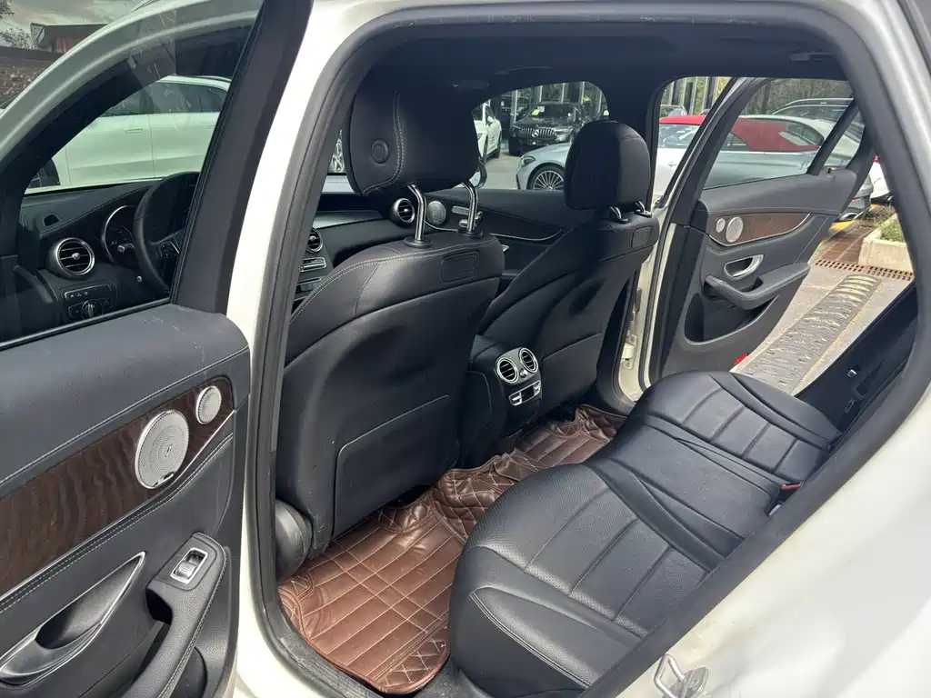 Mercedes-Benz GLC — миниатюра 8