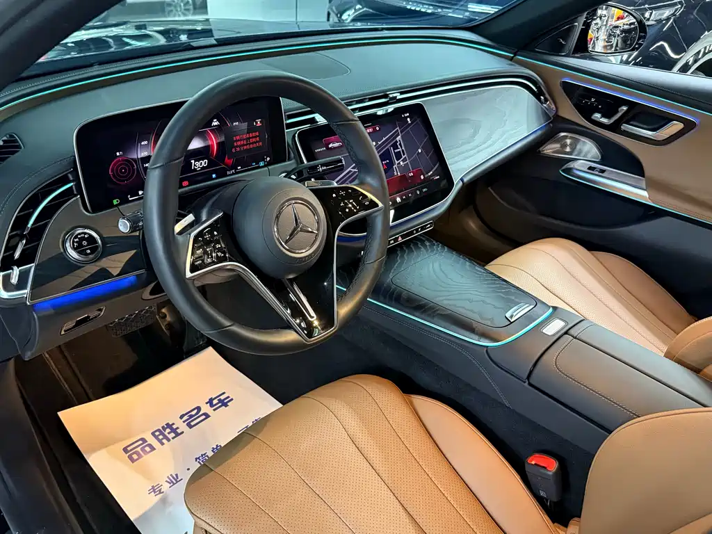 Mercedes-Benz E-Class E 2025 E 300 Fashion Sport