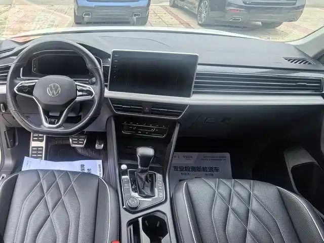 Volkswagen Tiguan L — миниатюра 4