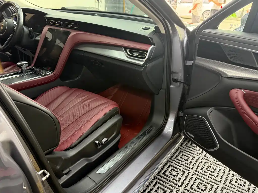 Hongqi Hongqi H5 — миниатюра 4