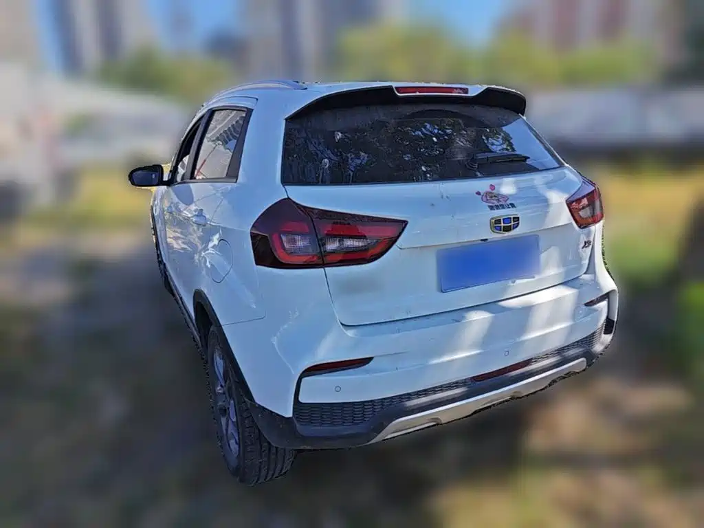 Geely Vision X3 — миниатюра 7