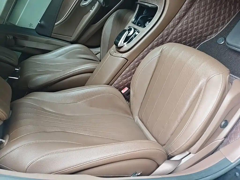 Mercedes-Benz E-Class — миниатюра 25
