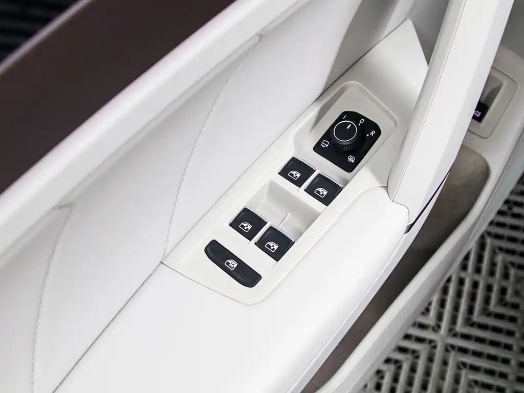 Volkswagen Tayron 2023 280TSI Luxury Plus