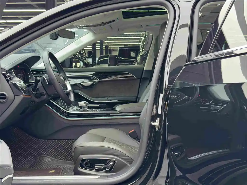 Audi A8 New Energy — миниатюра 8