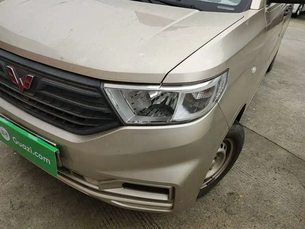 Wuling Hongguang V — миниатюра 24