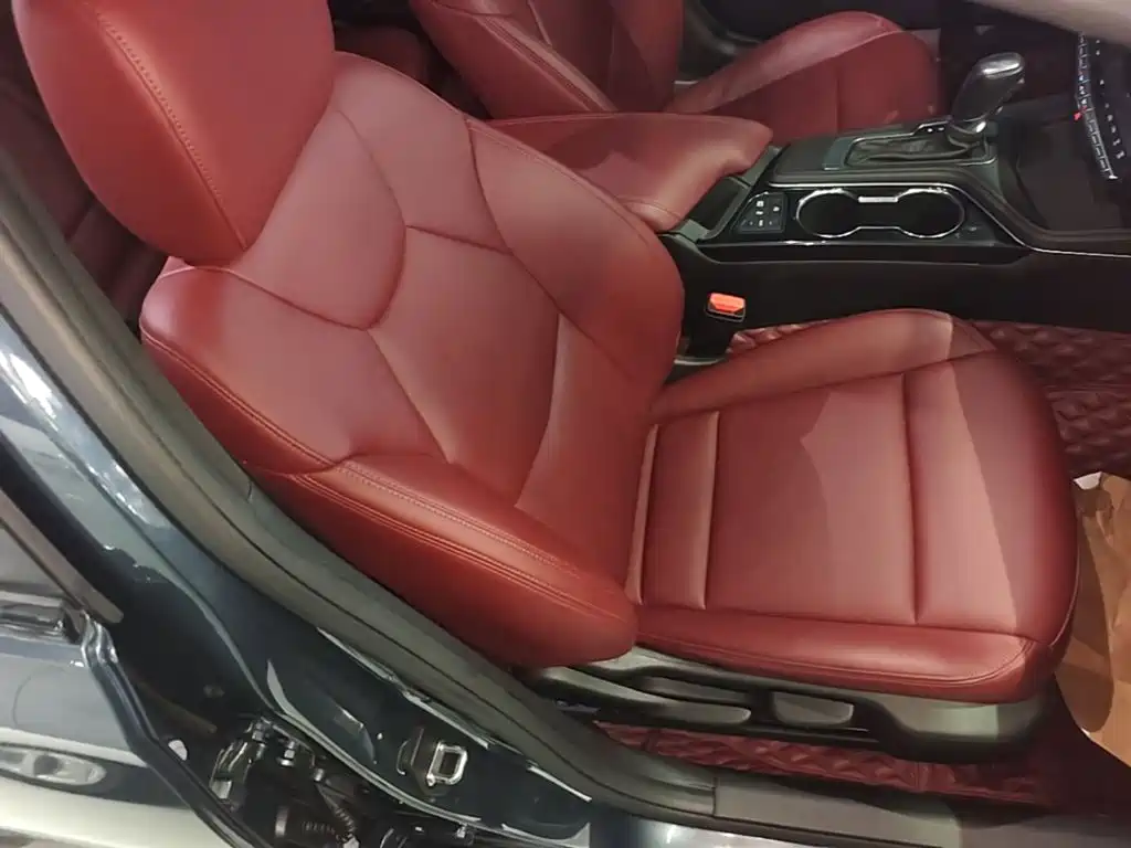 Cadillac CT4 — миниатюра 25