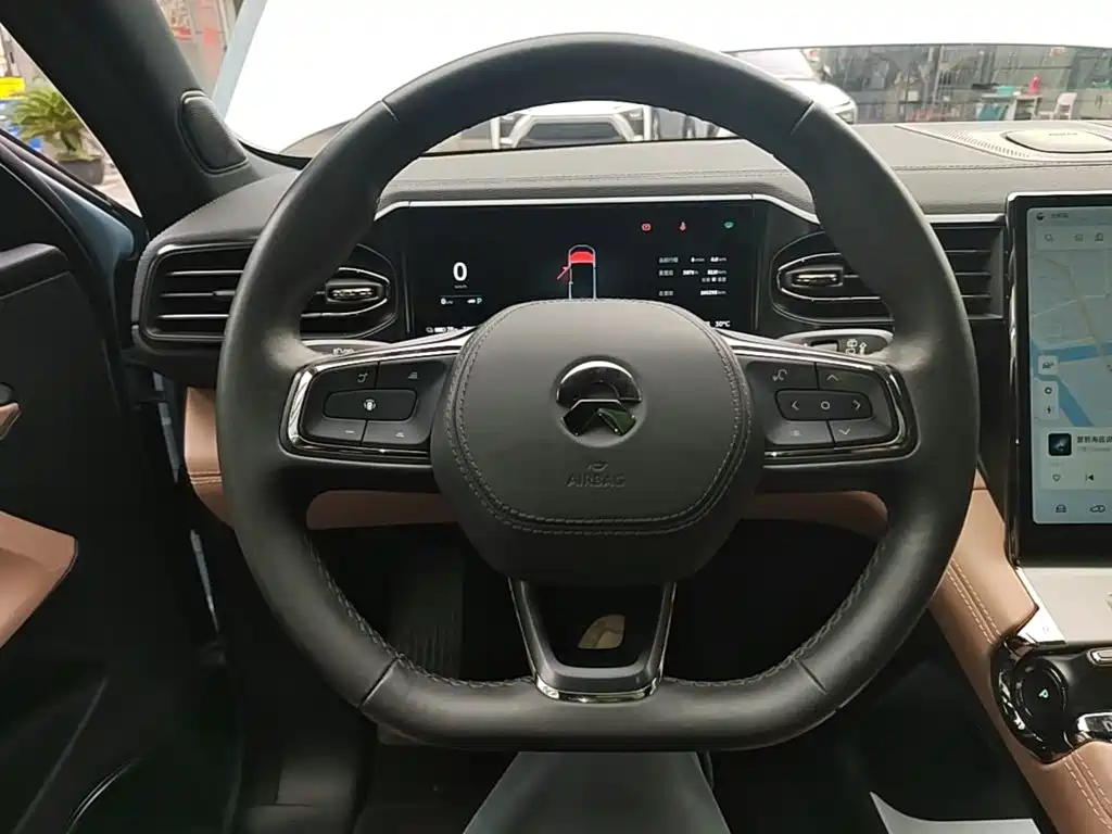 NIO ES6 — миниатюра 11