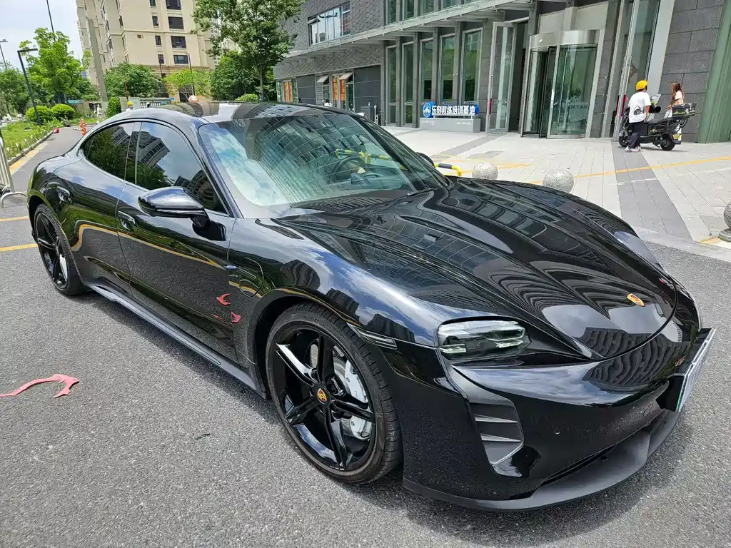 Porsche Taycan 2020 Taycan