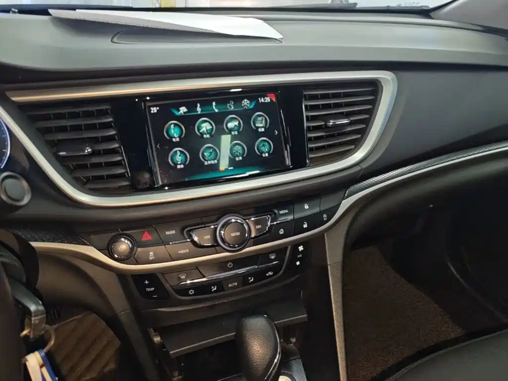 Buick Excelle — миниатюра 13