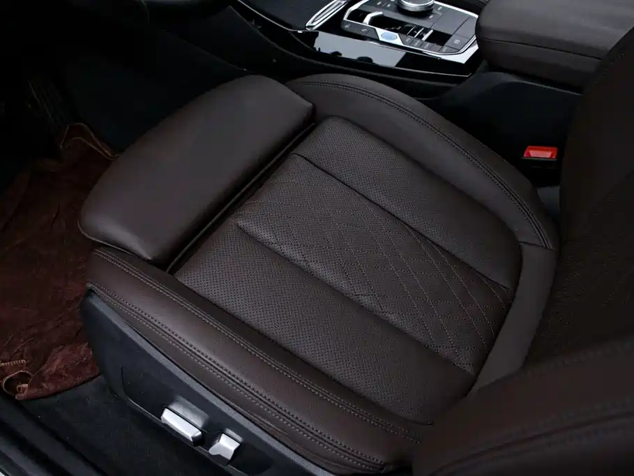 BMW iX3 — миниатюра 14